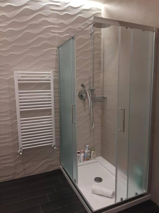 Belfrontizio Apartment อาชิเรอาเล ภายนอก รูปภาพ